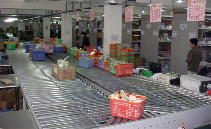 托盤式產(chǎn)品輸送線03