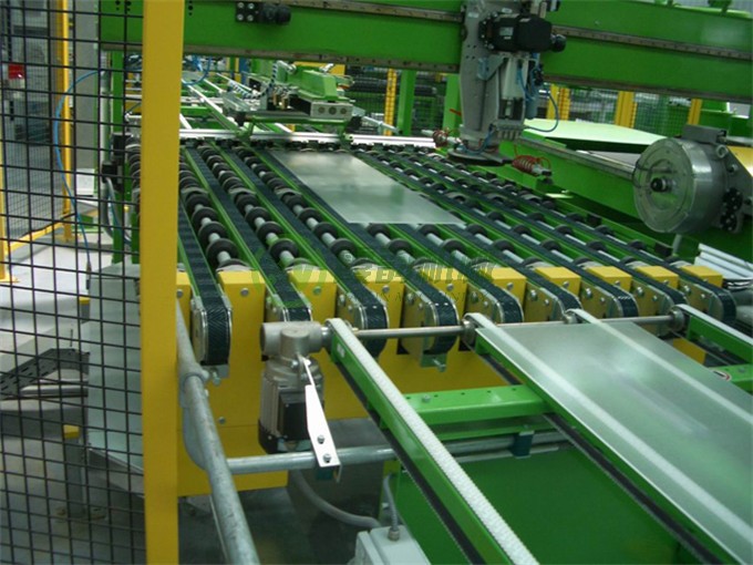 汽車玻璃生產(chǎn)線 (8).jpg